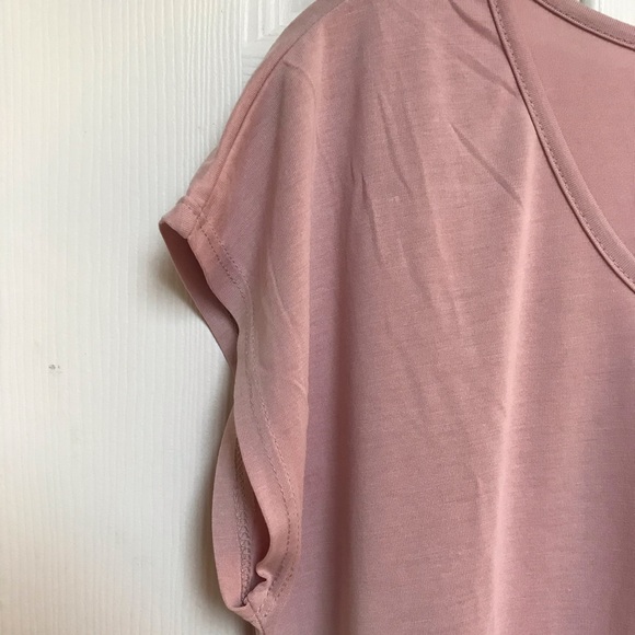COA Dusty Rose Woven Chest Pocket Tee Top - Picture 8 of 9